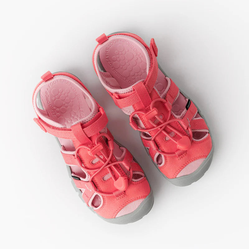 Vista superior de la sandàlia barefoot infantil Naw Lur Sandal Coral amb ajust elàstic.