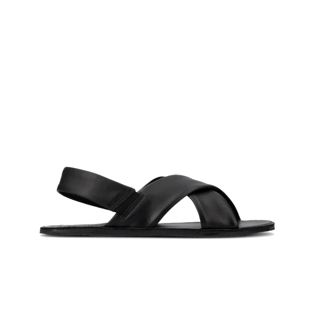 Groundies Verona Black, sandàlia barefoot de pell per dona amb puntera ampla, sola flexible i disseny elegant.
