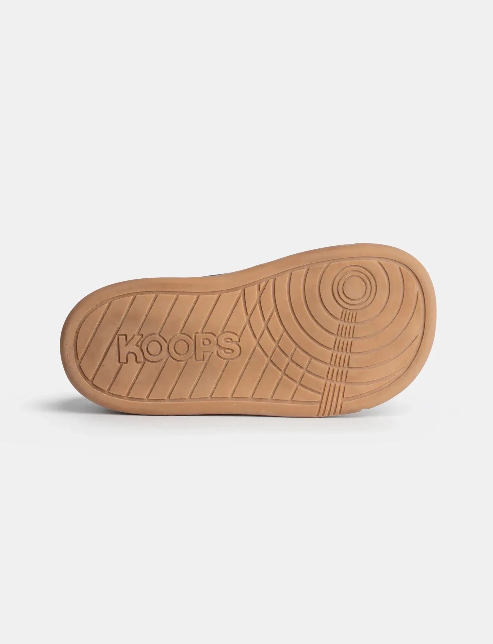 Koops Mat Marrón, sabata respectuosa infantil marró amb doble velcro i sola flexible zero drop.