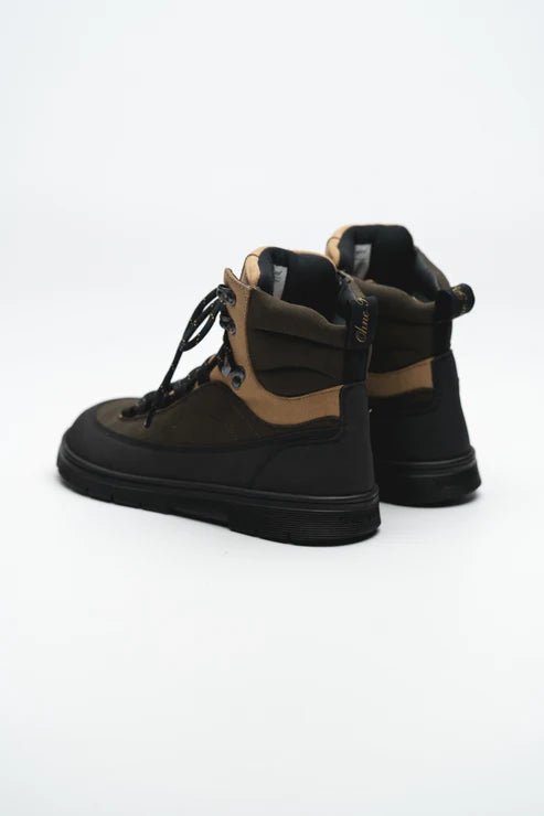 Ohne Project Nomad Earth, bota barefoot vegana d'estil outdoor amb puntera ampla, sola flexible i disseny inspirat en la muntanya.