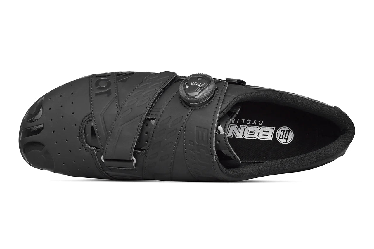 Bont Riot MTB+ BOA negra amb carboni compost, ajust BOA i sola amb tacs per MTB i gravel.