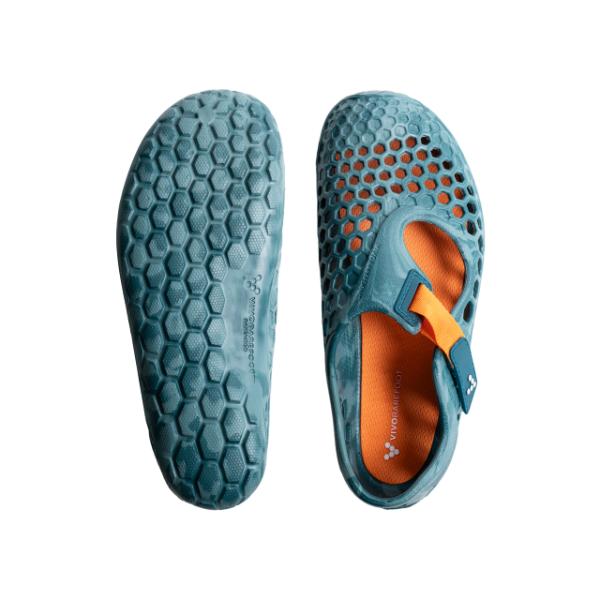 Vivobarefoot Ultra Bloom Kids, calçat barefoot infantil aquàtic amb escuma BLOOM®, puntera ampla i sola flexible per a l’estiu.