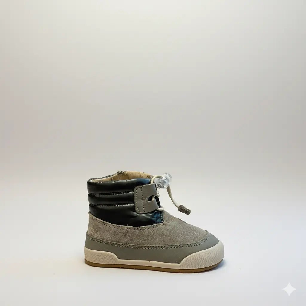 Botes barefoot Blanditos Berna infantils amb sola flexible zero drop, puntera ampla i tancament amb velcro per a primers passos.