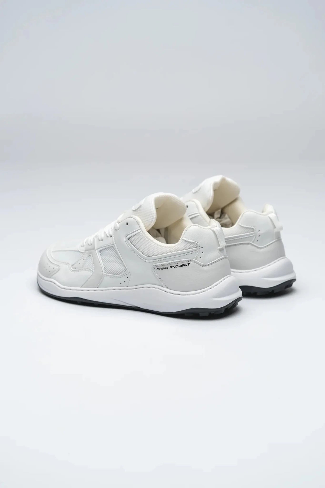 Retro Run Off White - Sapiens