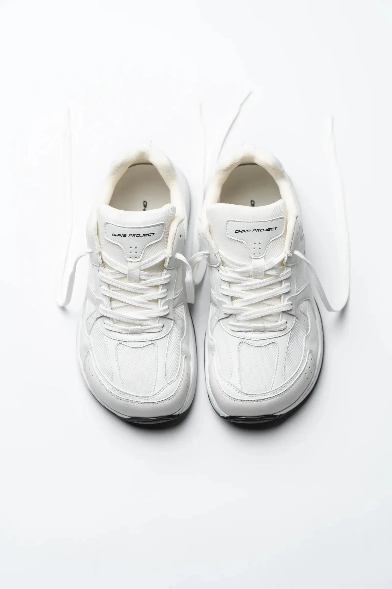 Retro Run Off White - Sapiens